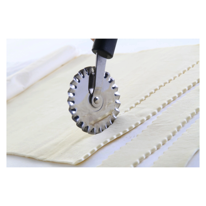Cutit taiere aluat cu lama zimtata din inox, 180 mm - Image 2