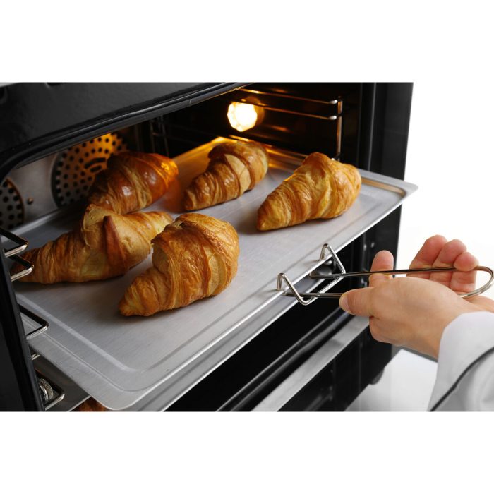 Cuptor convectie Hendi H90, 4 tavi 438x315 mm incluse, 2 elemente incalzire, 2 ventilatoare, termostat reglabil 50-300 gr C, timer 0-120 min, 2670 W,595x624x(H)572mm - Image 3