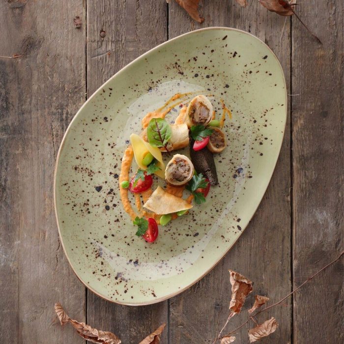 Farfurie cu formă organică Olive 350x210 mm Fine Dine - Image 2